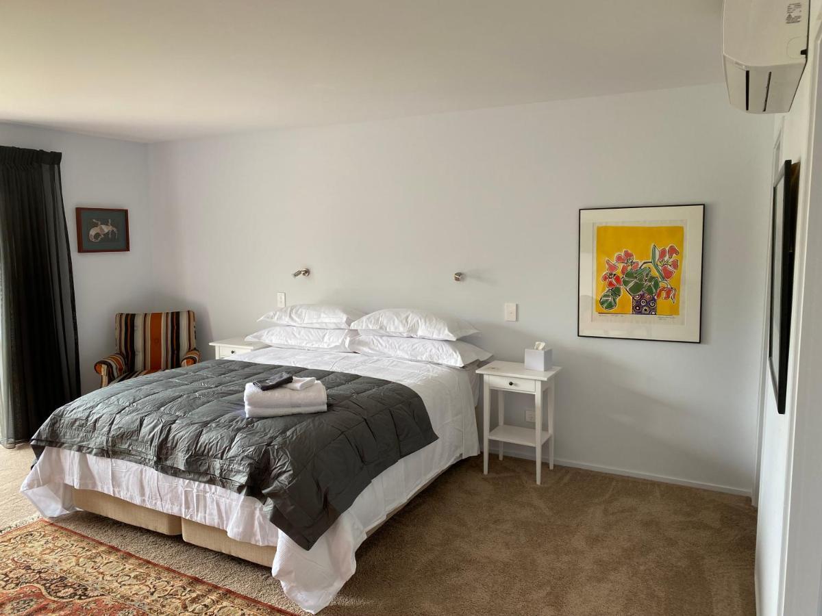 Deluxe King Suite